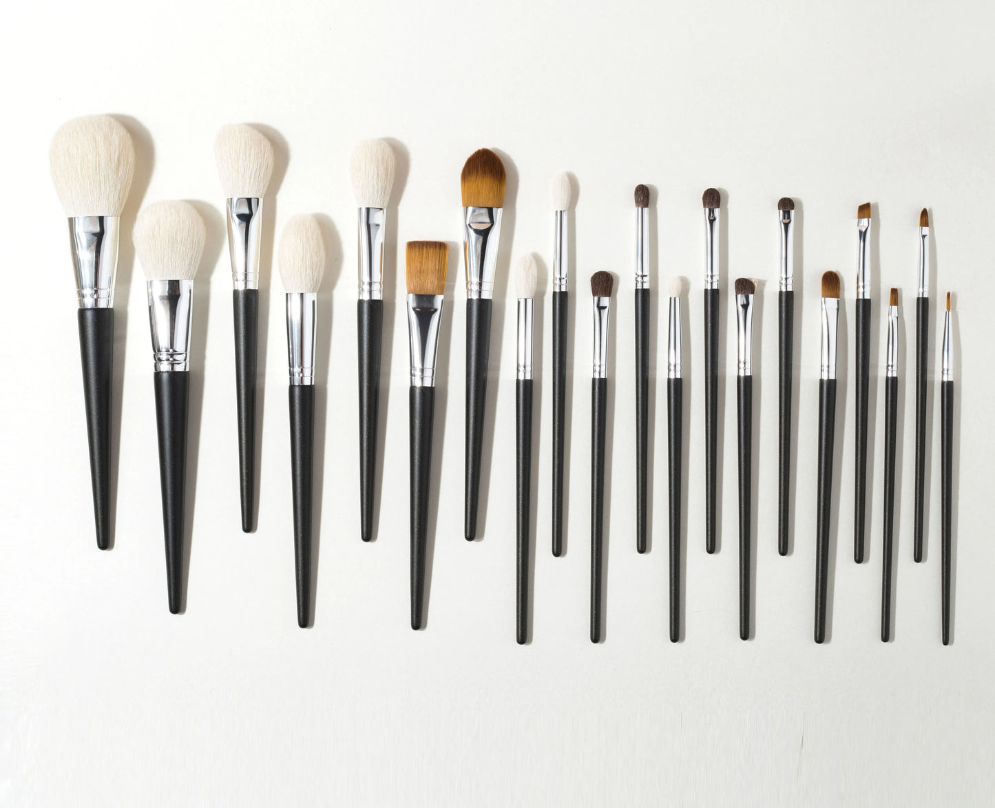 Shinedo Powder Matte Black Color Soft Goat Hair Makeup Brushes High Quality Cosmetics Tools Brochas Maquillage