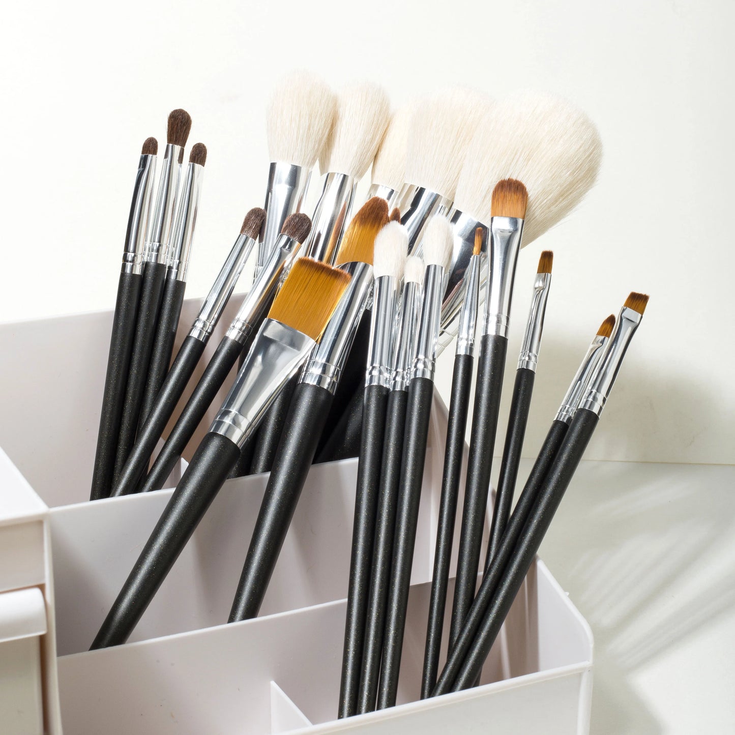 Shinedo Powder Matte Black Color Soft Goat Hair Makeup Brushes High Quality Cosmetics Tools Brochas Maquillage