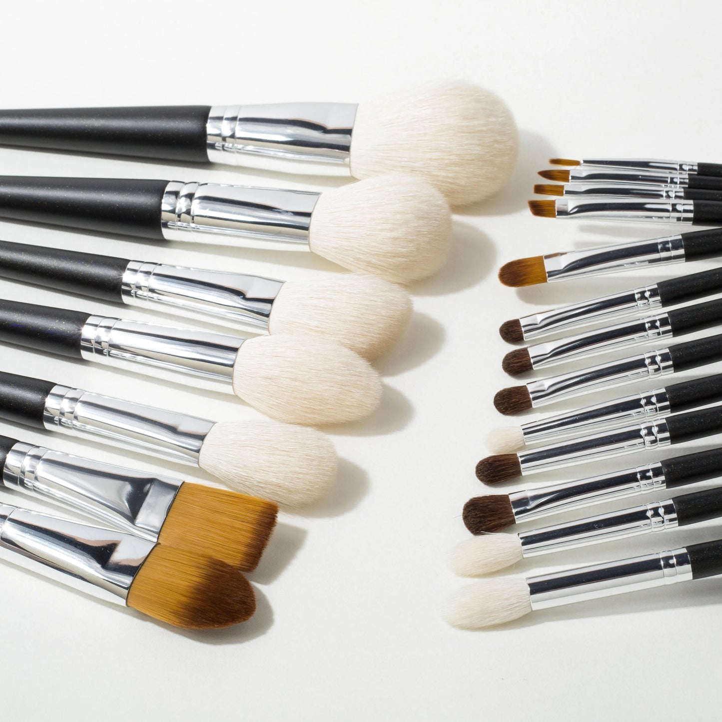 Shinedo Powder Matte Black Color Soft Goat Hair Makeup Brushes High Quality Cosmetics Tools Brochas Maquillage